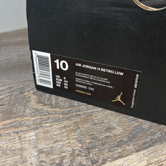 Air Jordan 11 Retro Low “Barons” – Men’s Size 10 – 528895-010 main image 4